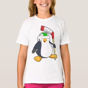Camiseta Pinguim no hóquei no gelo com bastão de hóquei no