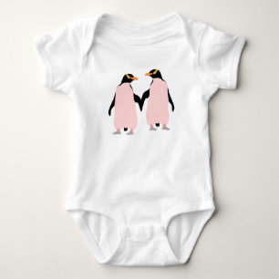 Camiseta Pinguins Lésbicas orgulho gay com Mãos