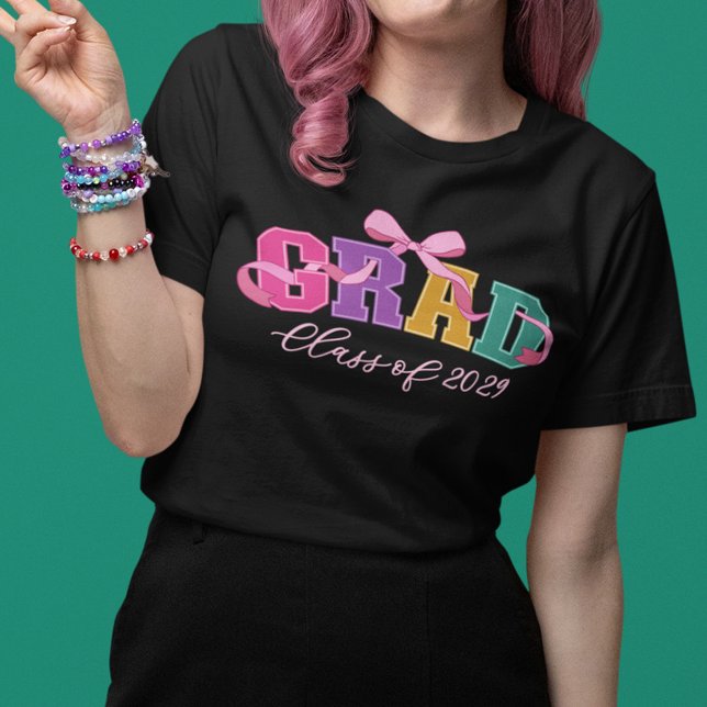 Camiseta Pink Bow Varsity Letter Grad Class of Year (Criador carregado)