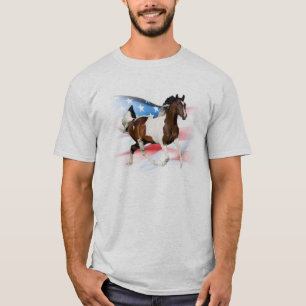 Camiseta Pinte o cavalo que funciona com bandeira americana