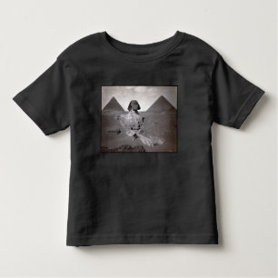 Camiseta Pirâmides de Sphinx e Giza do excelente Necropolis