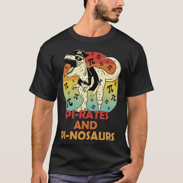 Camiseta Piratas Dinossauros Matemática 3 14 Número Mathlet (Frente)