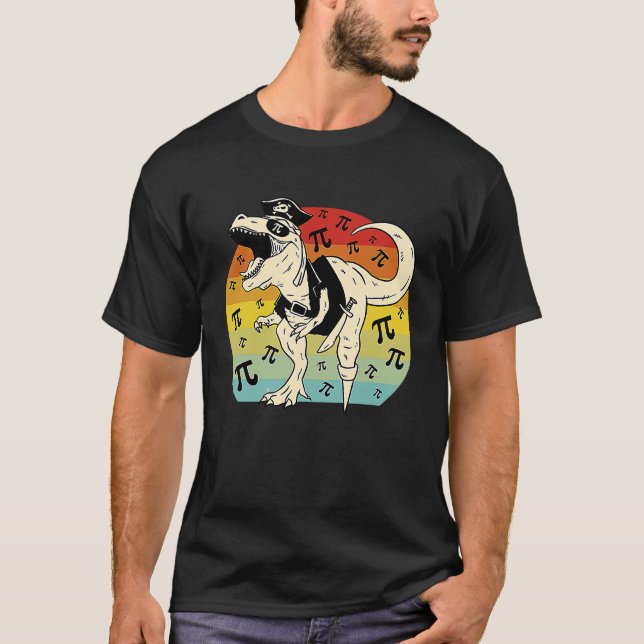 Camiseta Pirate Rex Dinosaur retro sunset Pie math (Frente)