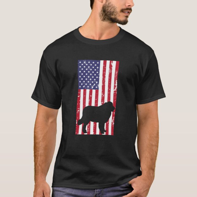 Camiseta Pirenéus excelentes Afetou Patriótico Todo America (Frente)