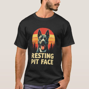 Camiseta Pit Bull Alegre e Engraçado - Rosto de Pit Relaxad