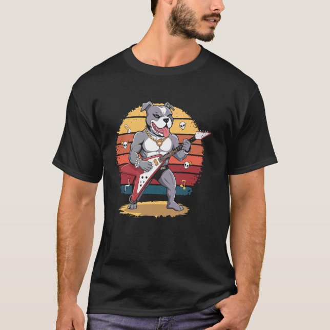 Camiseta Pitbull Balançando Com Guitarra Elétrica (Frente)