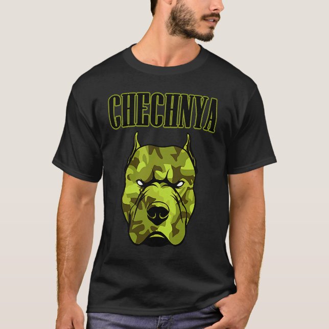 Camiseta Pitbull Checheno Lutador da Chechênia Bandeira da  (Frente)