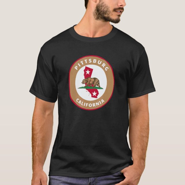 Camiseta Pittsburg California CA Flag and Bear Badge Souven (Frente)