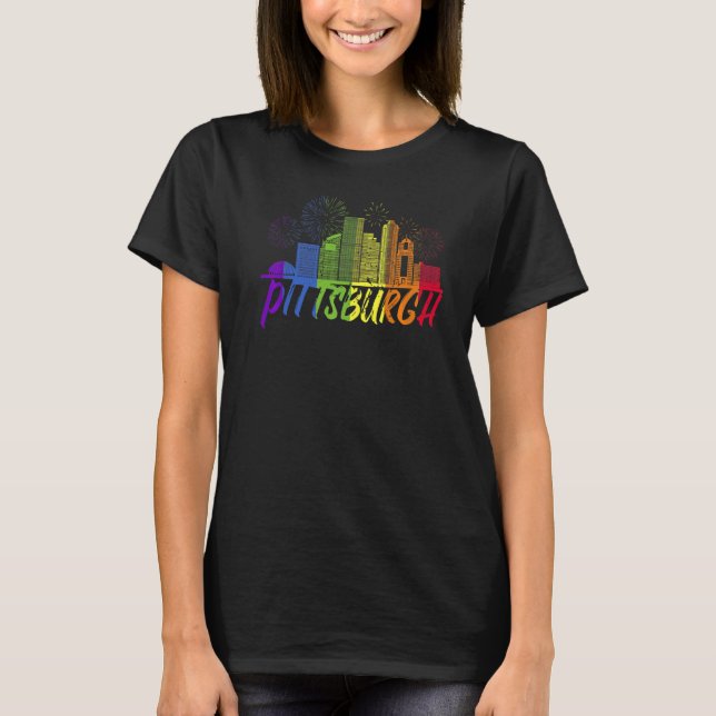 Camiseta Pittsburgh Pride Skyline Pride Parade Pittsburgh (Frente)