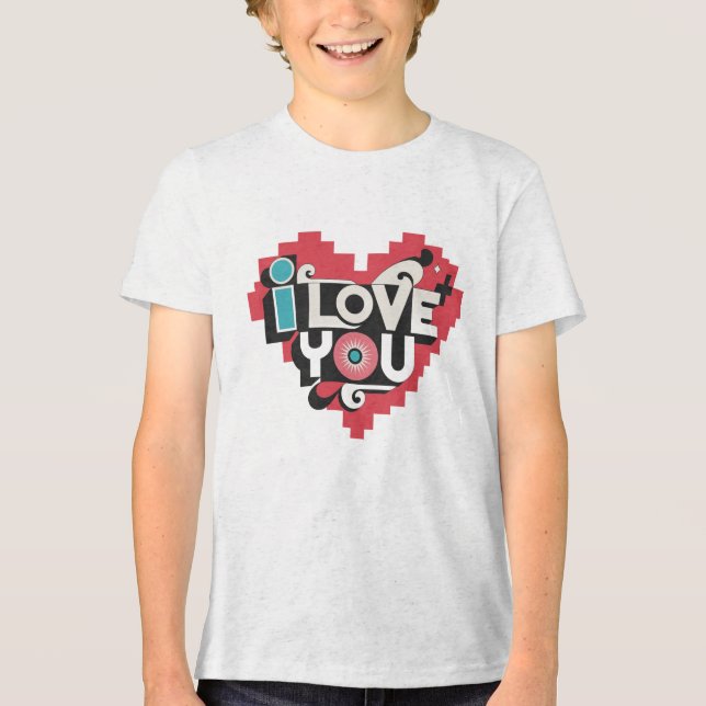 Camiseta Pixel Heart Eu Te Amo Tipografia Retro (Frente)