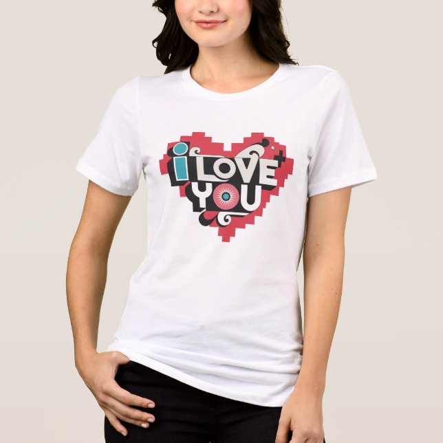 Camiseta Pixel Heart Eu Te Amo Tipografia Retro (Frente)