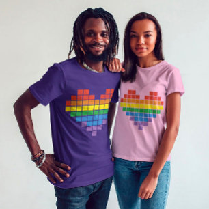 Camiseta Pixel Pride Heart Tee: Amor em Pixels