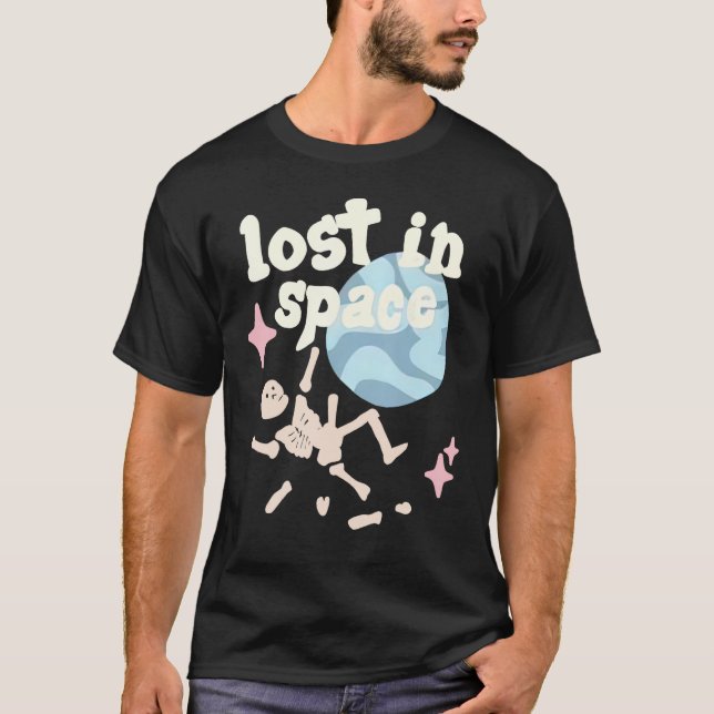 Camiseta Planeta Quebrado Perdido No Espaço (Frente)