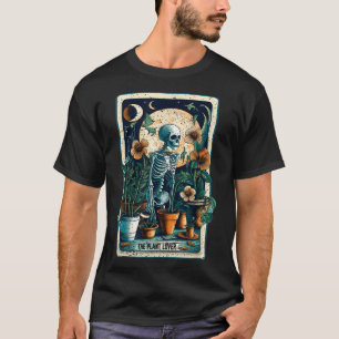 Camiseta Planta Lover Gardener Tarot Card Halloween Skeleto