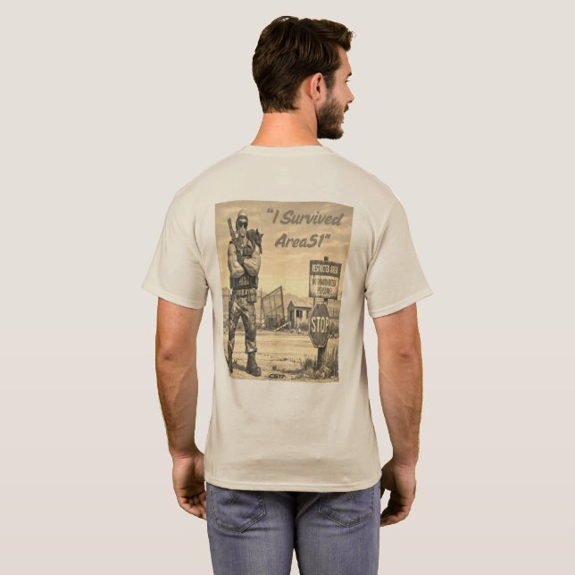 Camiseta Playera Area51 -I survived Area51 (Parte Traseira Completa)