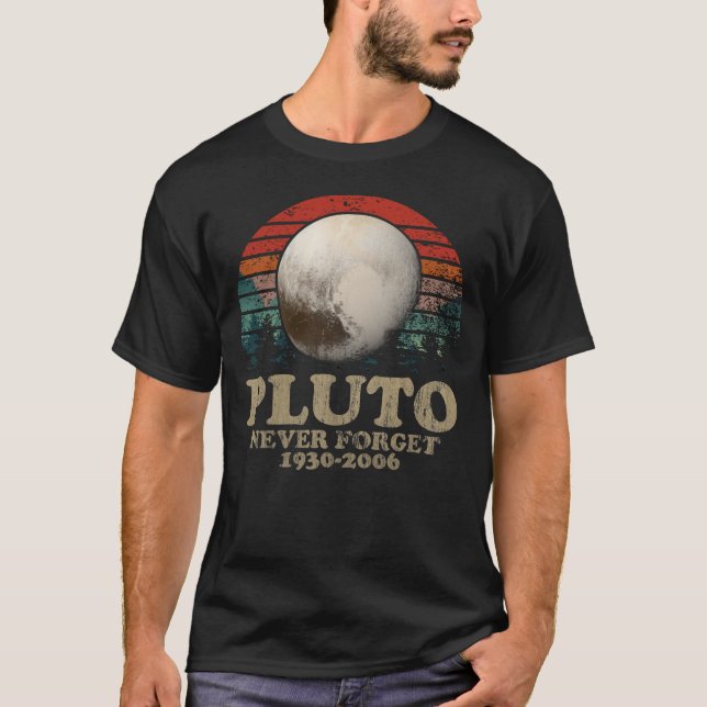 Camiseta Plutão Nunca Esquecer (Frente)