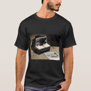Camiseta Pó - Estilo de Retro da Câmera Polaroide