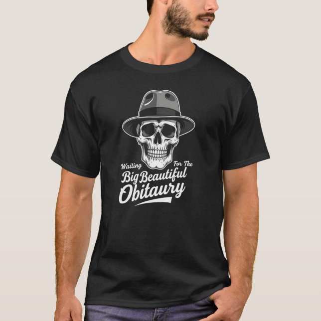 Camiseta Poética Esperando o Grande Bela Obituária (Frente)