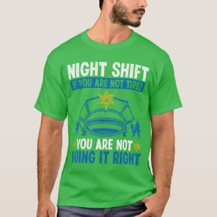 Camiseta Policial do Turno da Noite Carro de Polícia Oficia