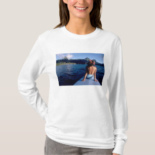 Camiseta Polinésia Francesa, Moorea. Mulher desfrutando da
