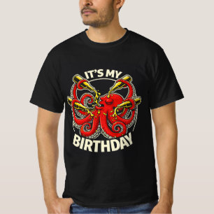 Camiseta Polvo que Bebe Cerveja no Aniversário