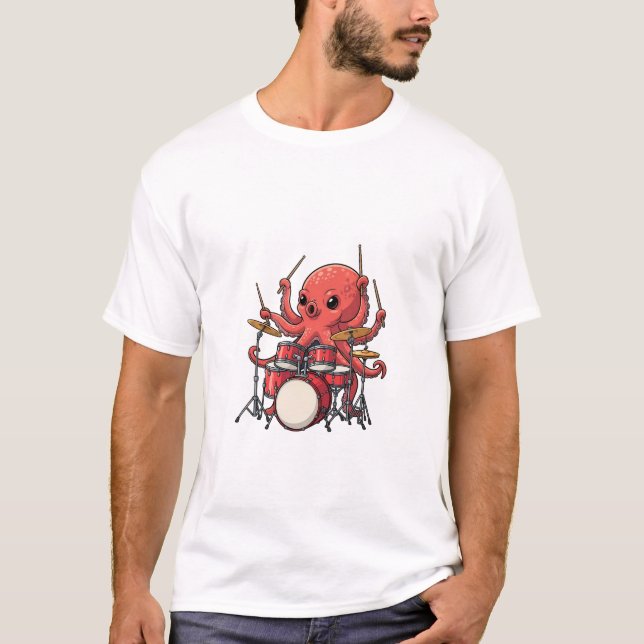 Camiseta Polvo Vermelho Energético Tocando Tambores e Multi (Frente)