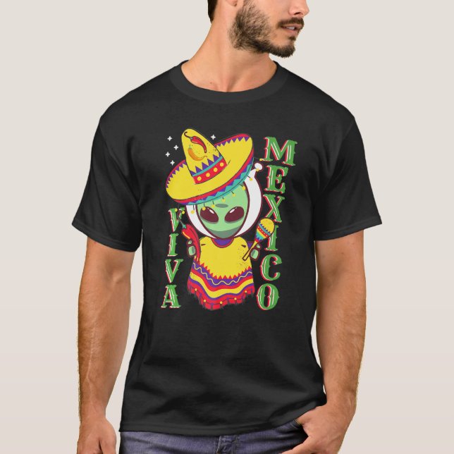 Camiseta Poncho Cinco De Mayo Alienígena Sombrero Fiesta (Frente)