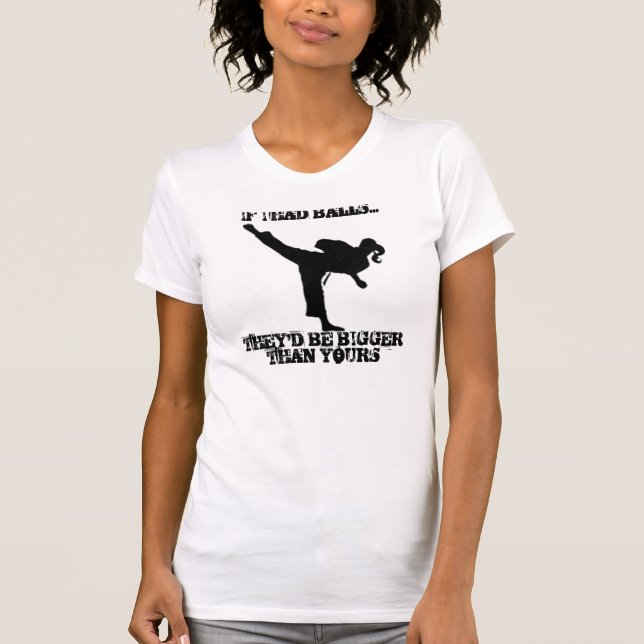 Camiseta Pontapé da menina de TKD com atitude (Frente)