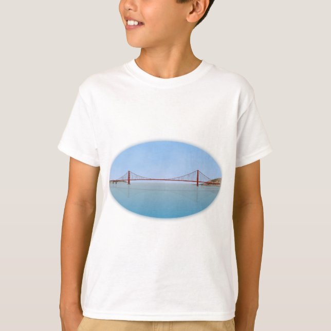 Camiseta Ponte da porta do Ouro: Modelo 3D: (Frente)