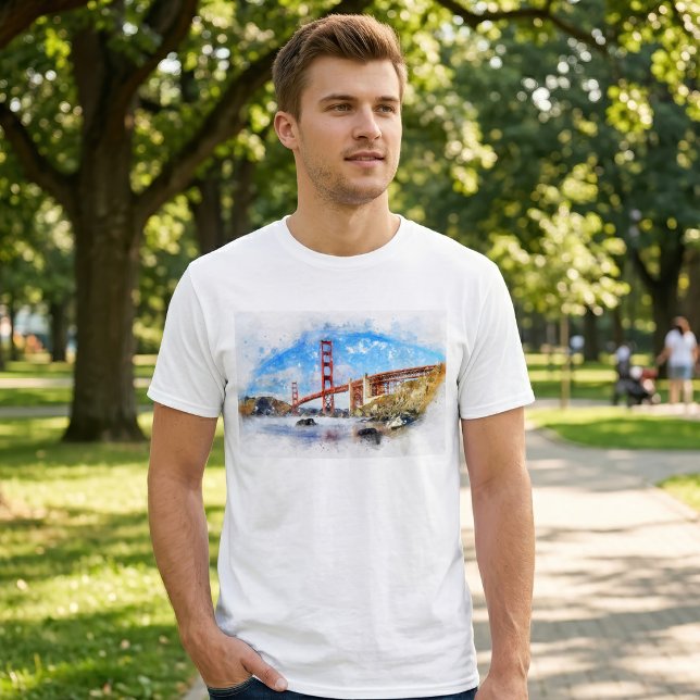 Camiseta Ponte Golden Gate Pastel em São Francisco (Golden Gate Bridge Pastel in San Francisco. Men Basic White T-Shirt )