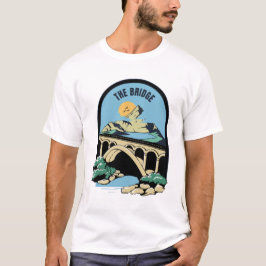 Camiseta ponte perto da montanha