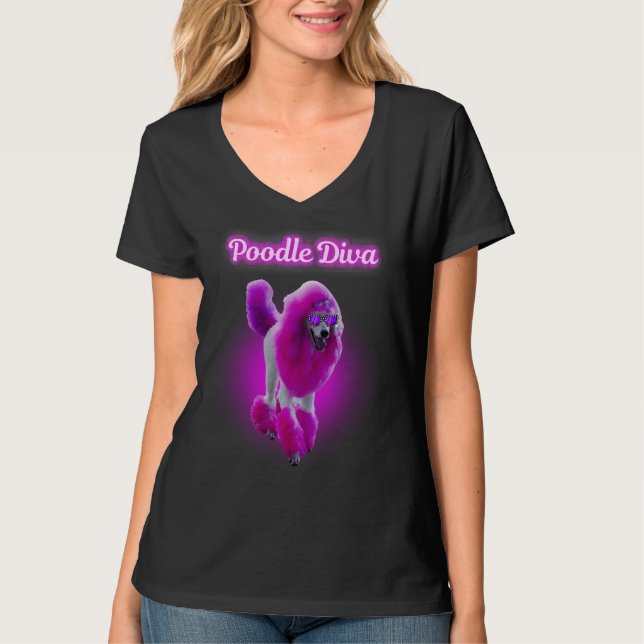 Camiseta Poodle Diva Cabelo Rosa Óculos de sol (Frente)