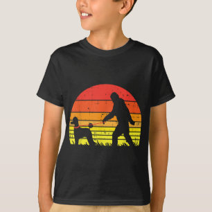 Camiseta Poodle Sasquatch Bigfoot Sunset Retro Dog Lover Ow