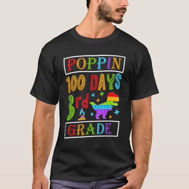 Camiseta Poppin 100 Days 3rd Grade Dinosaur Elementary Kid  (Frente)