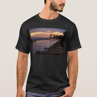 Camiseta Por do sol do perto do oceano de Majuro