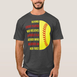Camiseta Por Trás De Cada Jogador Está Um Padre Softball Pa