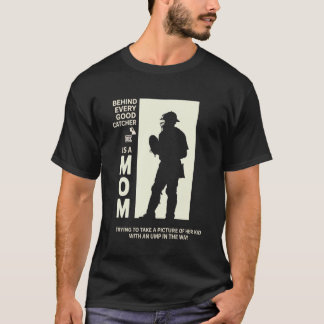 Camiseta Por trás de todo bom receptor está uma mãe tentand