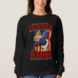 Camiseta Por trás de todo grande professor que acredita em 