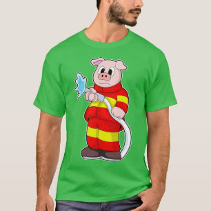 Camiseta Porco como Bombeiro com Mangueira