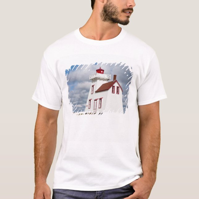 Camiseta Porto de Rustico, Ilha do Príncipe Eduardo. (Frente)
