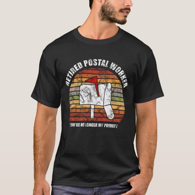 Camiseta Postal Reformado - Você não é mais minha prioridad (Frente)