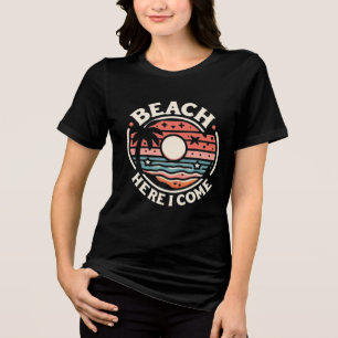 Camiseta Praia Aqui Vou Eu Pôr do Sol Retro