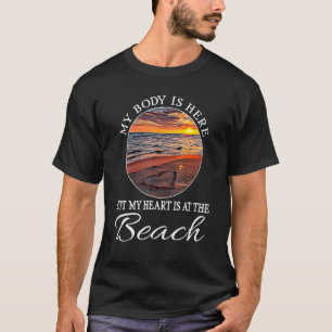 Camiseta Praia Praia Férias de Verão Coração na Praia