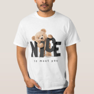 Camiseta Prazer em conhecê-lo com boneca de urso de pé