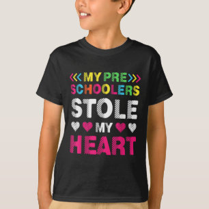 Camiseta Pré-escolares engraçados roubaram meu coração de v