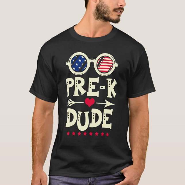 Camiseta Pré-Escolas K Dude De Volta À Escola No Primeiro D (Frente)