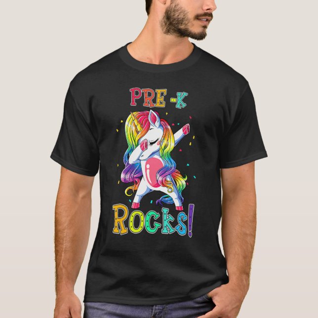 Camiseta Pré K Rocks Dabbing Unicorn de volta à escola (Frente)