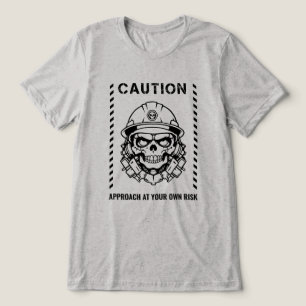 Camiseta Precaução - Abordagem em seu próprio risco