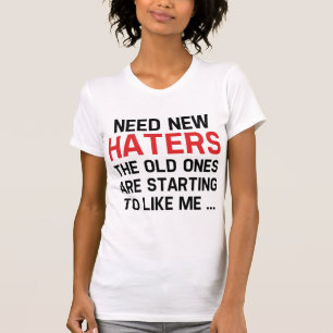 Camiseta Preciso de Novos Inimigos
