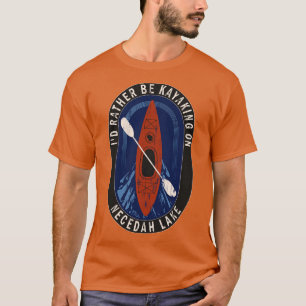 Camiseta Preferencialmentes Id Estarão Kayaking No Lago Nec